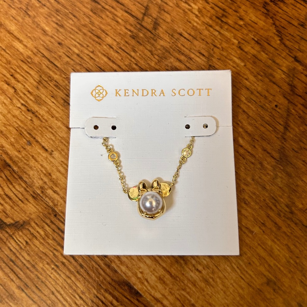 Kendra Scott Disney Minnie Mouse Pearl Pendant Necklace Gold Tone New